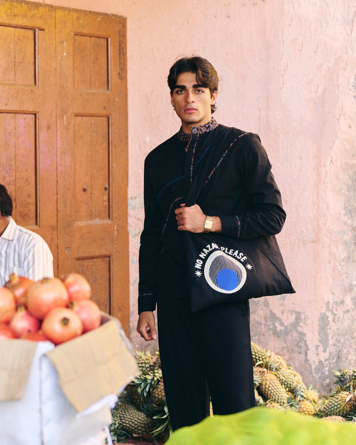 No Nazar Tote Black