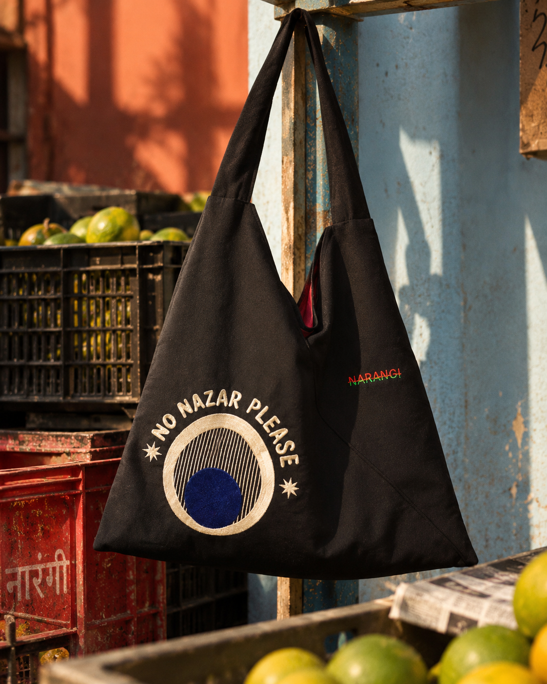 No Nazar Tote Black